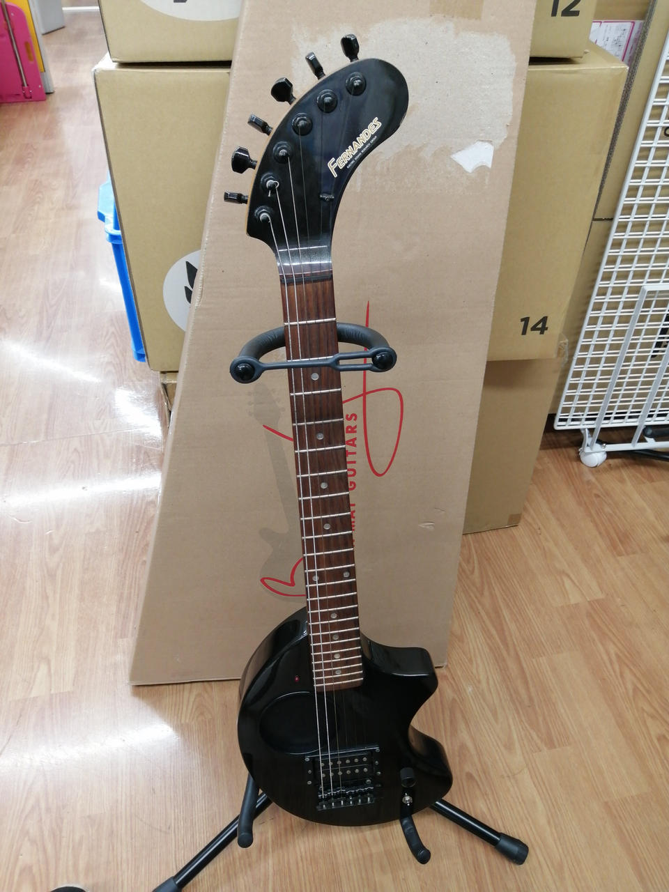 フェルナンデス(FERNANDES)|アンプ内蔵ギター|HARDOFFオフモール