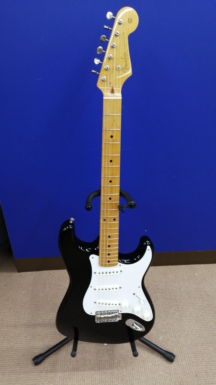 FENDER JAPAN 型番：STRATOCASTER ST-54 エレキギター