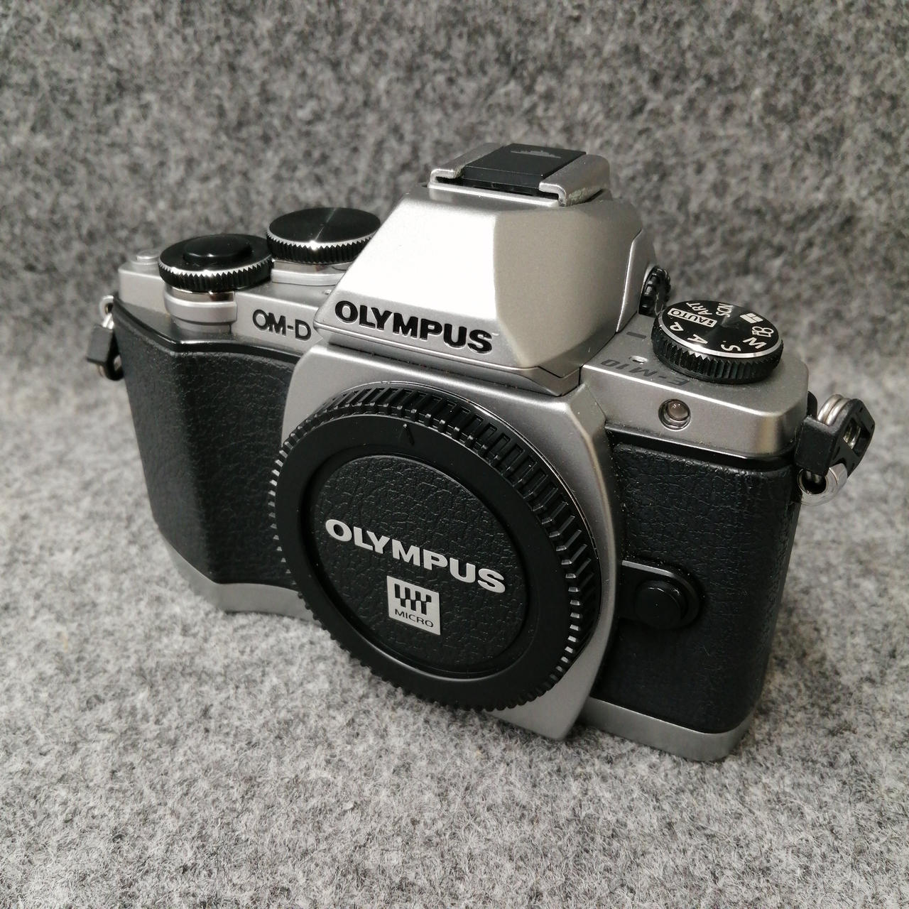 ジャンク、OLYMPUS ミラーレスカメラ 2本レンズセット オリンパス(OLYMPUS)|ミラーレス一眼 ダブルレンズキット