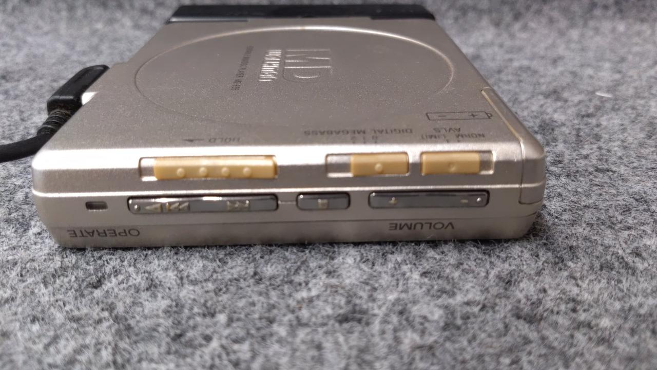 ソニー　MD ウォークマン　MZ−E606　管理ナンバー2129 SONY|MDウォークマン|HARDOFFオフモール（オフモ）|1010060000122652