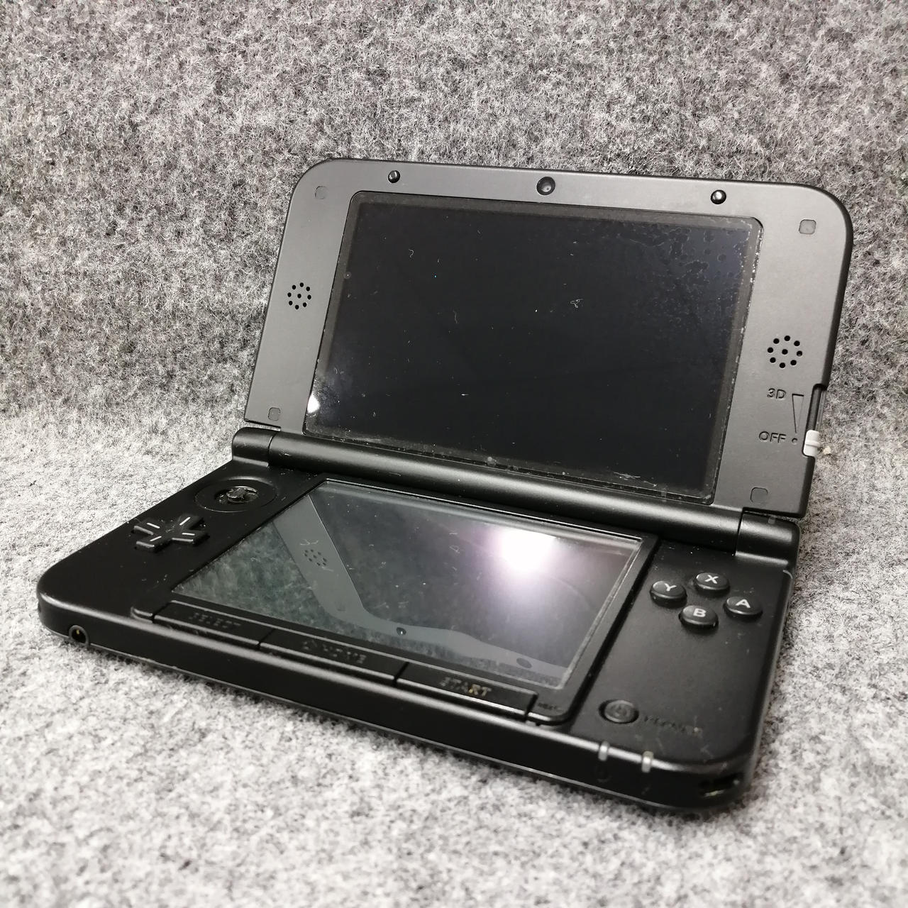 NINTENDO 3DS LL