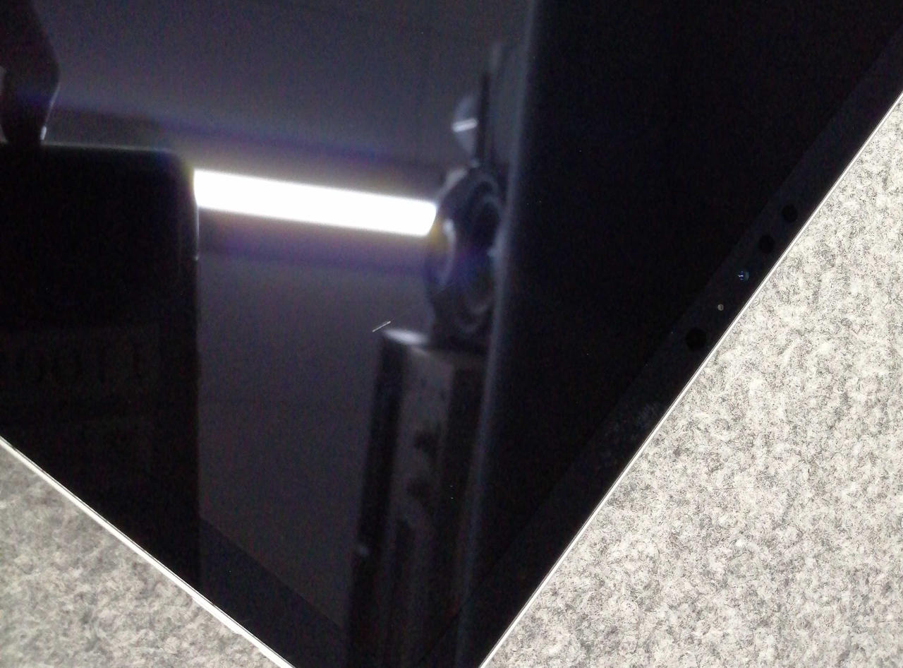 画面細かなキズあり