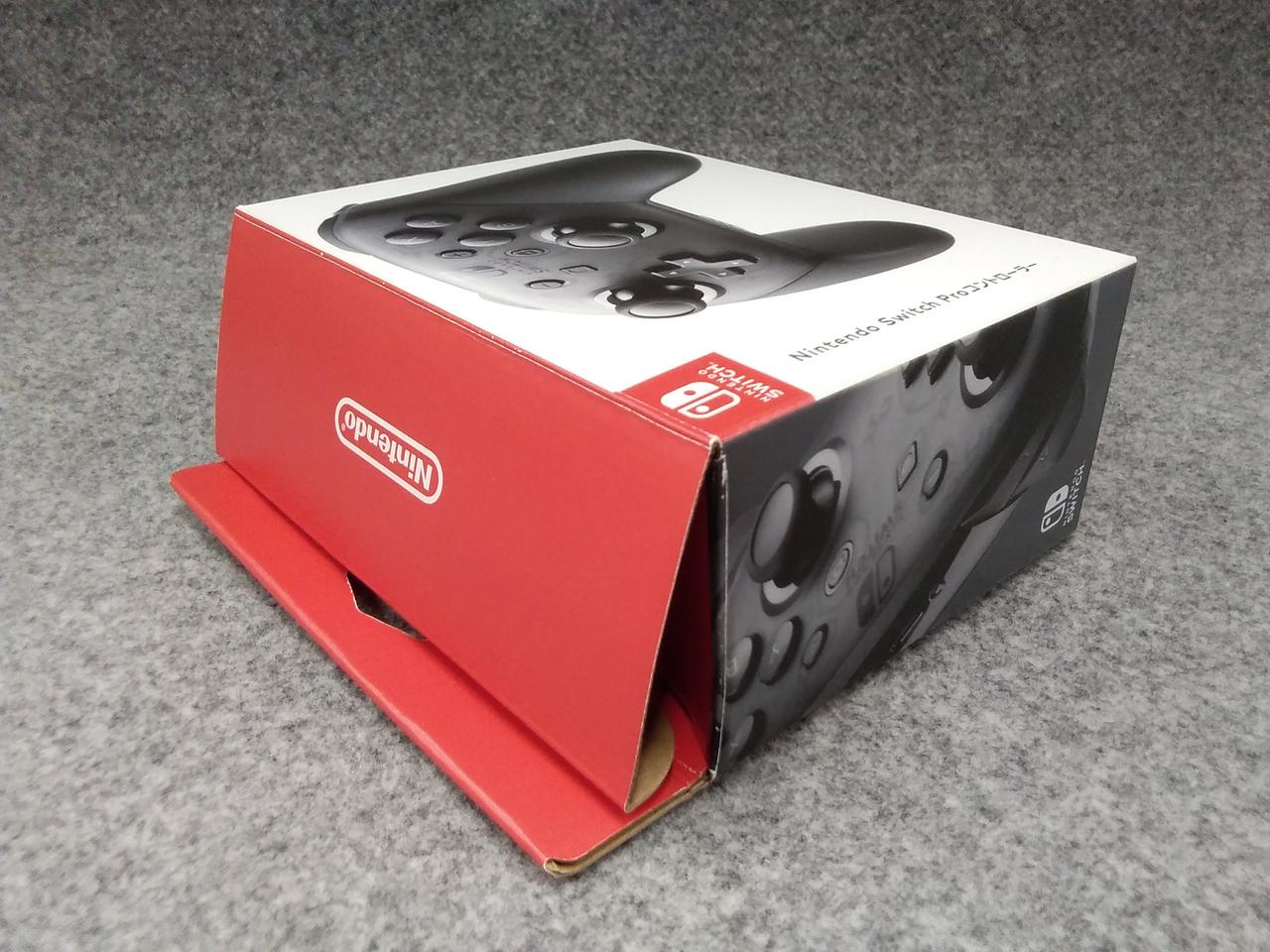 Nintendo Switch Pro Controller (黒) 箱付き