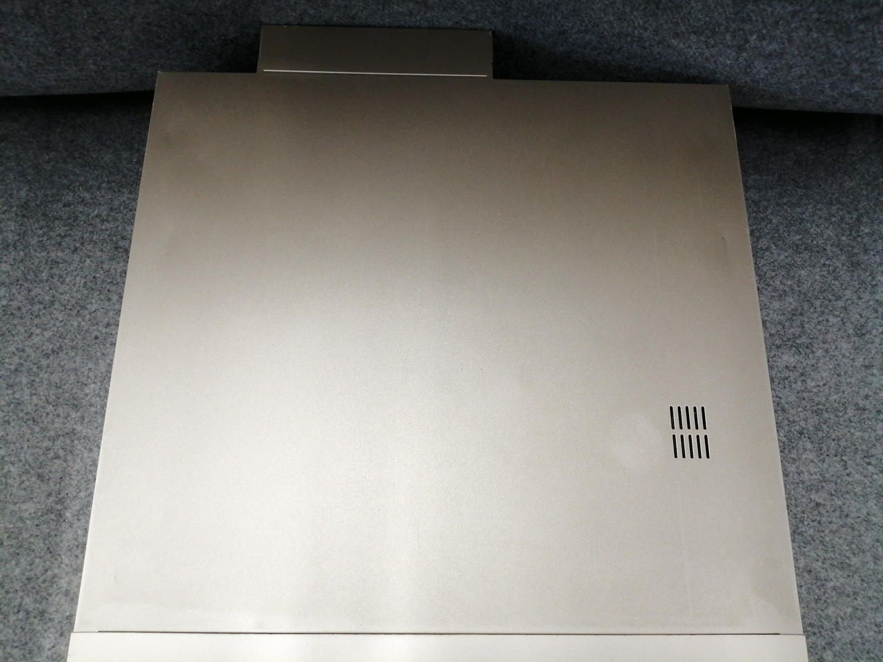 天板凹み、汚れ多数