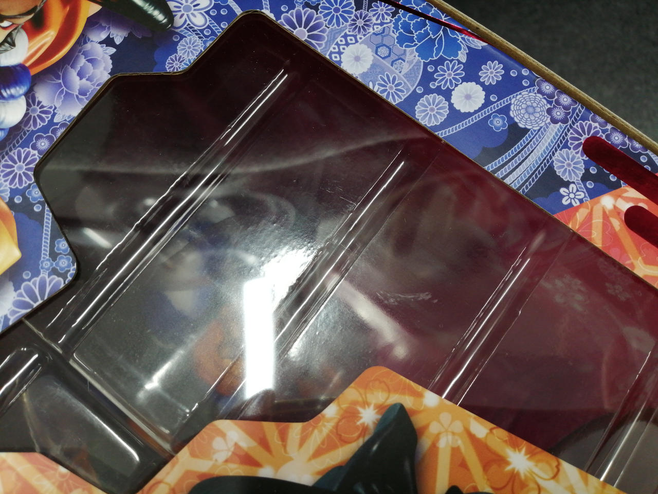 化粧箱キズあり