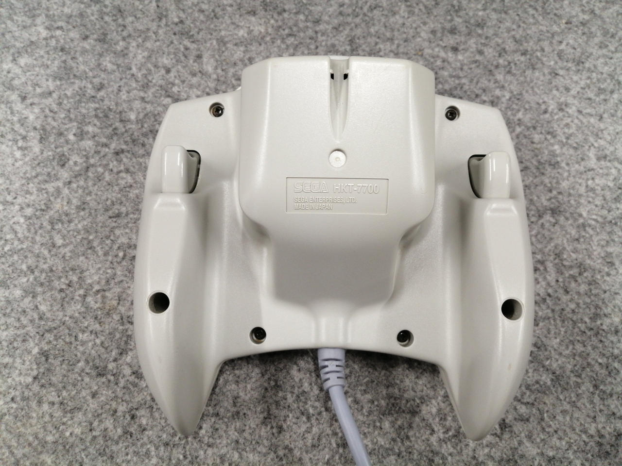 裏面キズ汚れあり