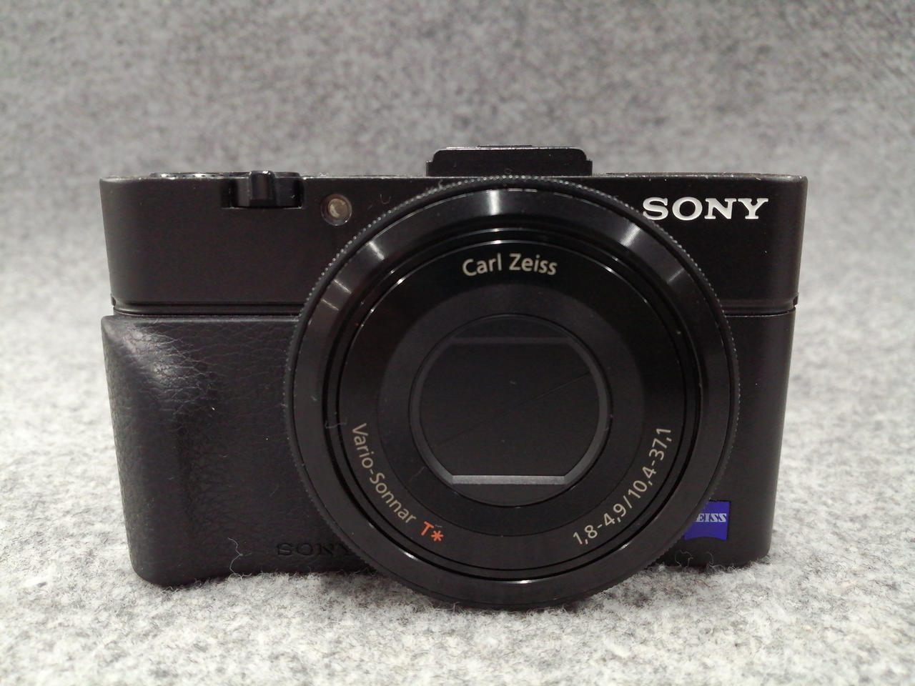 本体全体に細かな塗装剥げあり