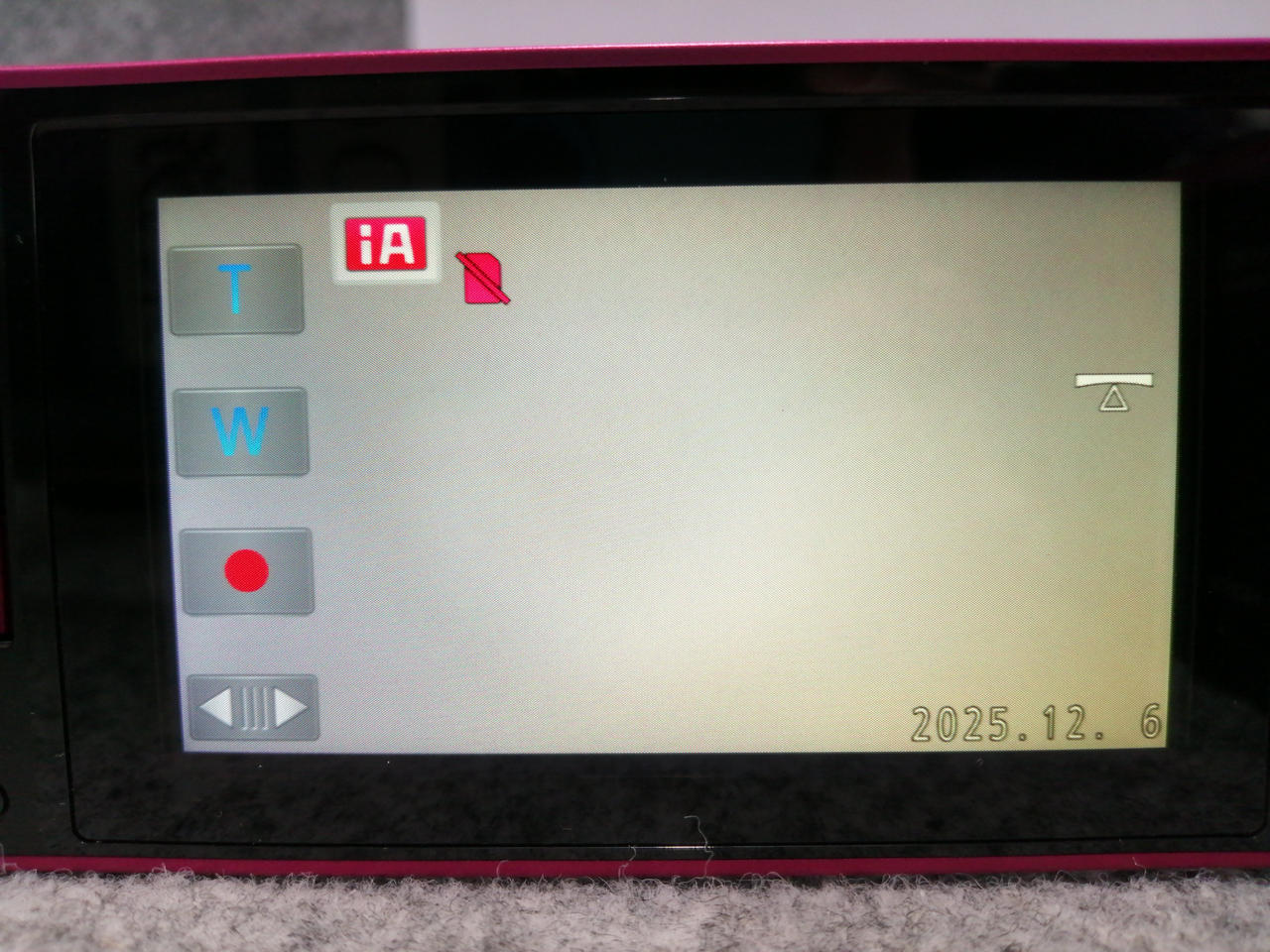 画面黄ばみあり