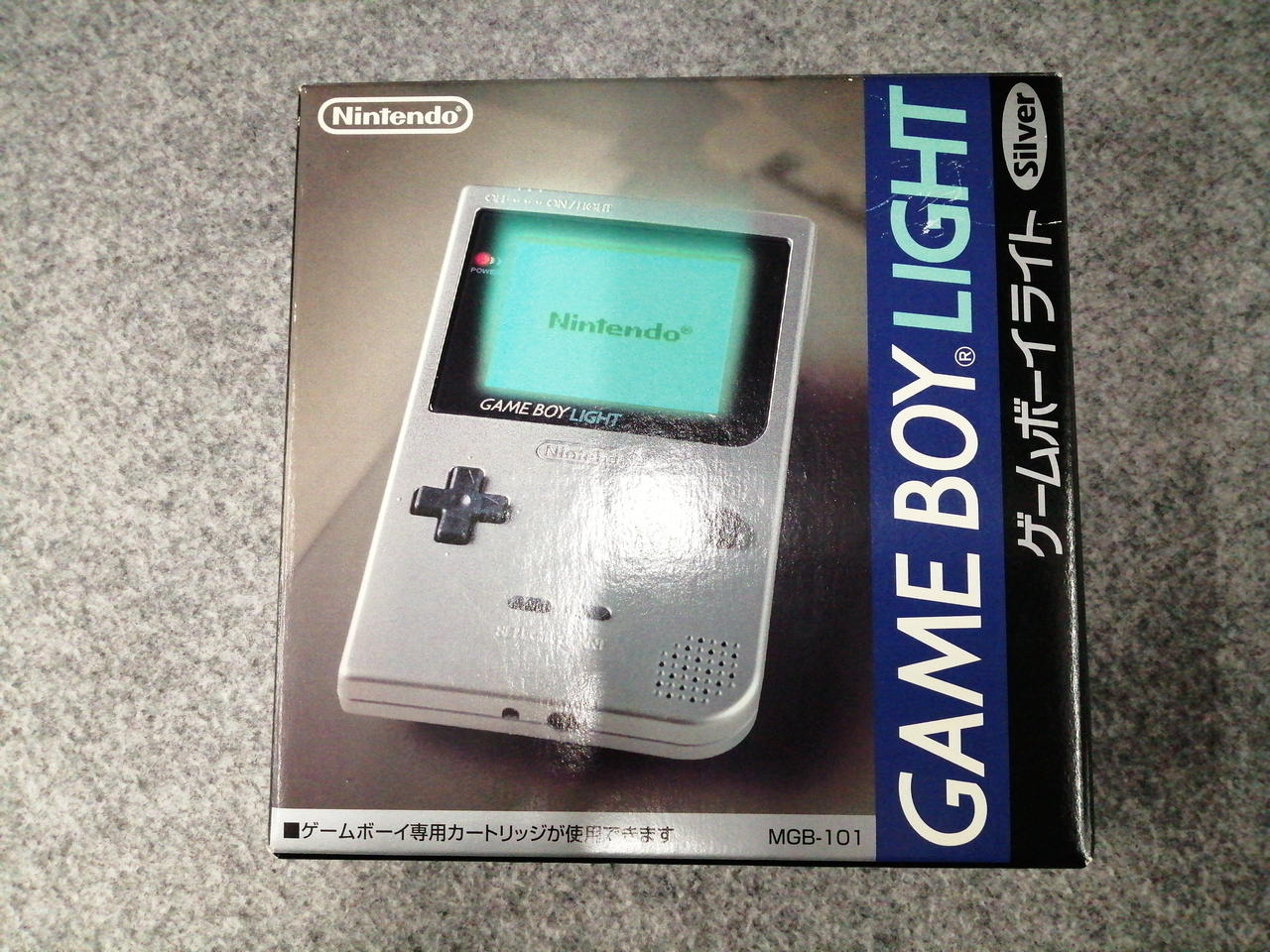 化粧箱傷みあり