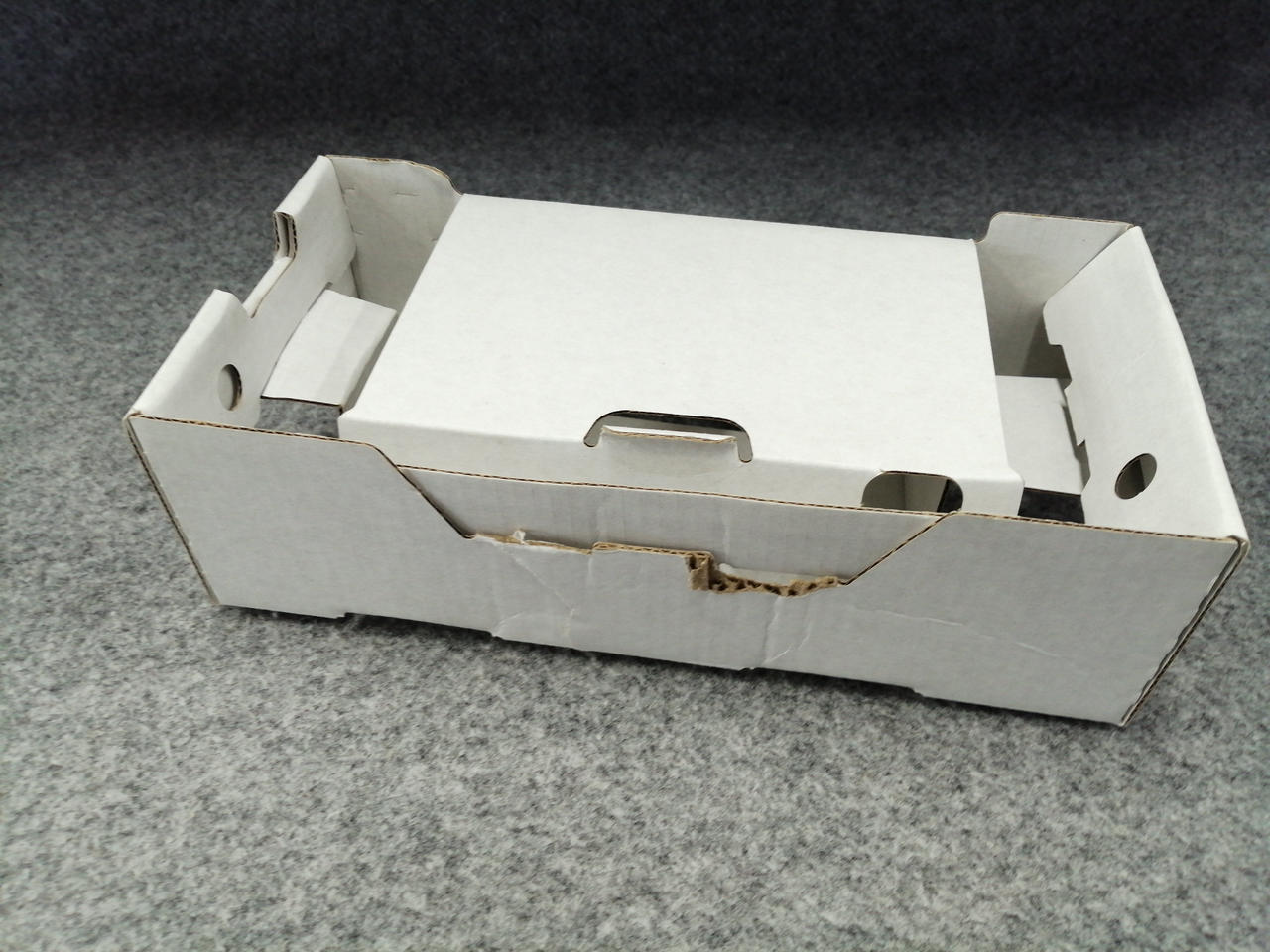 内箱ダメージあり