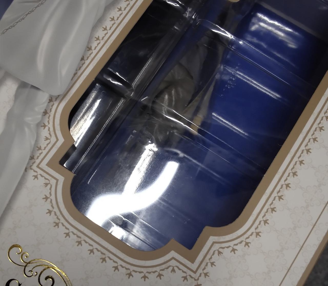 化粧箱キズあり