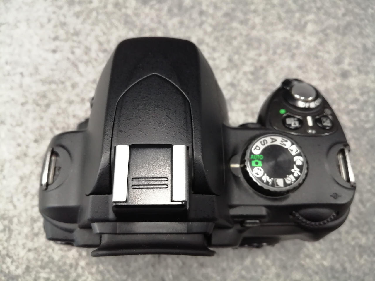 ❤️ニコン デジタル一眼レフ❤️ニコン Nikon D60 ❤️01 10年前のカメラを使う：Nikon D60 - Capture Kyoto