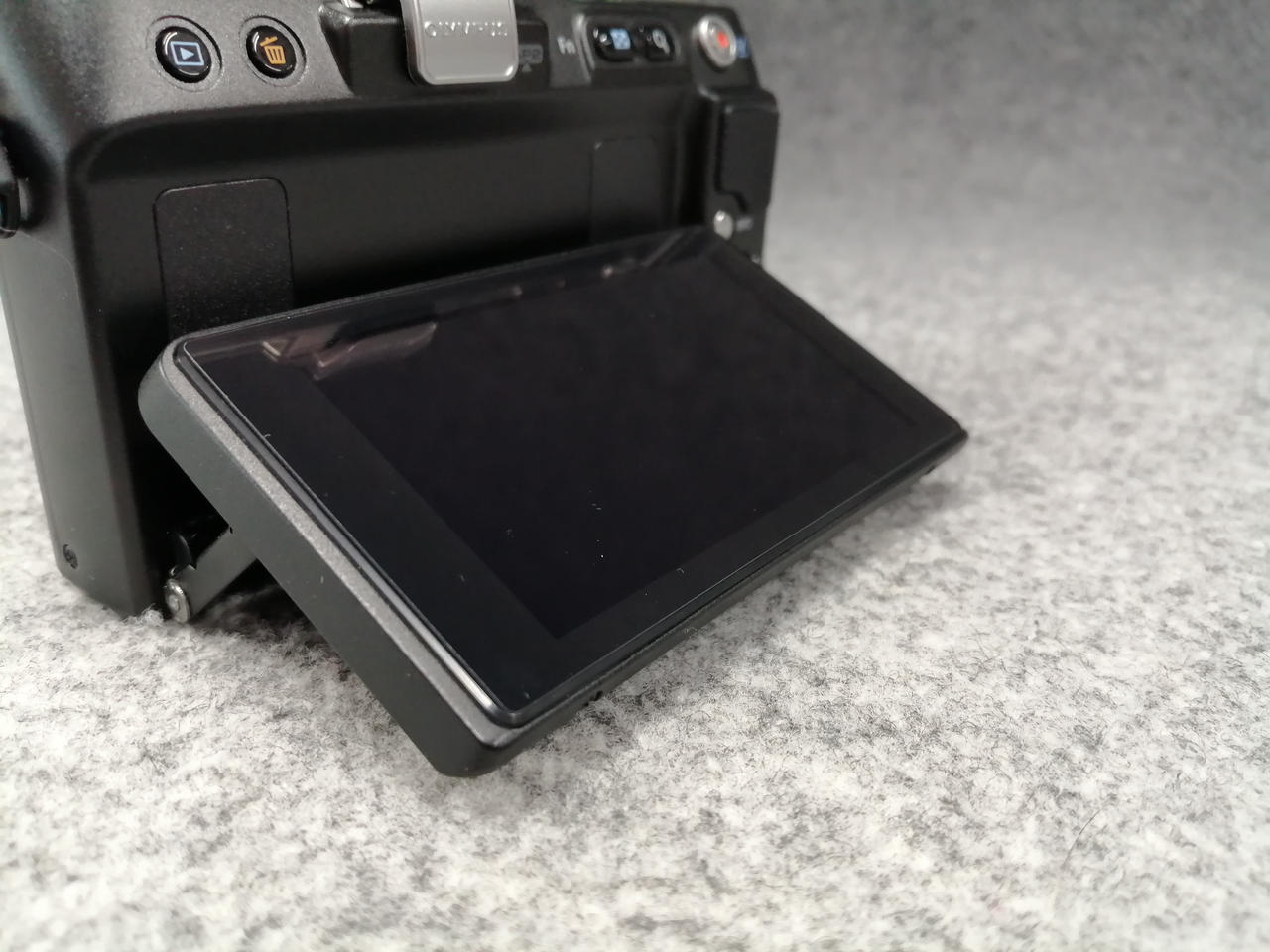 オリンパス美品OLYMPUS OM-D ミラーレス一眼カメラ OM SYSTEM（オリンパス）のミラーレスのおすすめ人気ランキング