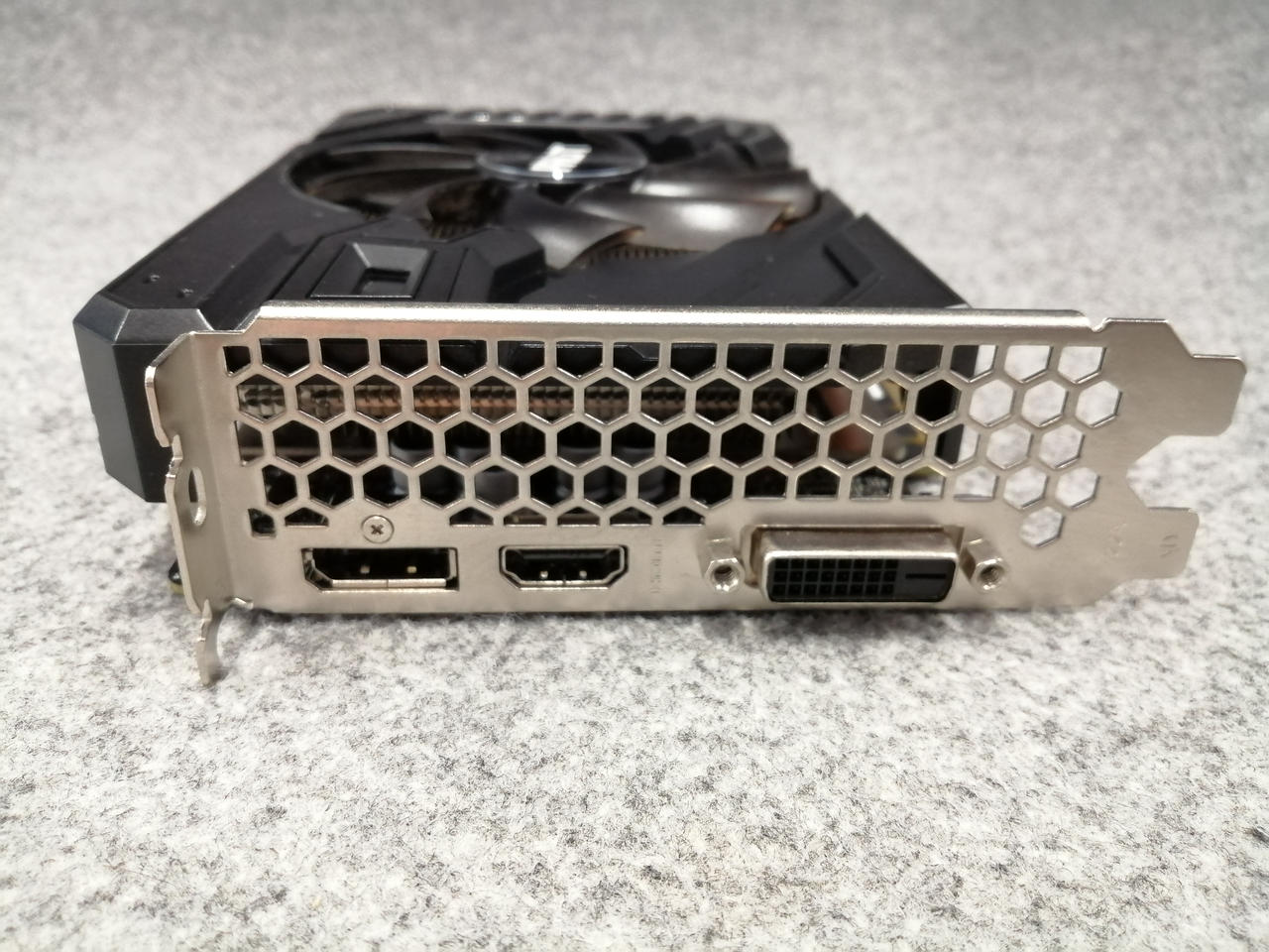 (ジャンク)PALIT グラフィックボード GTX1660Ti ジャンク)PALIT グラフィックボード GTX1660Ti - メルカリ