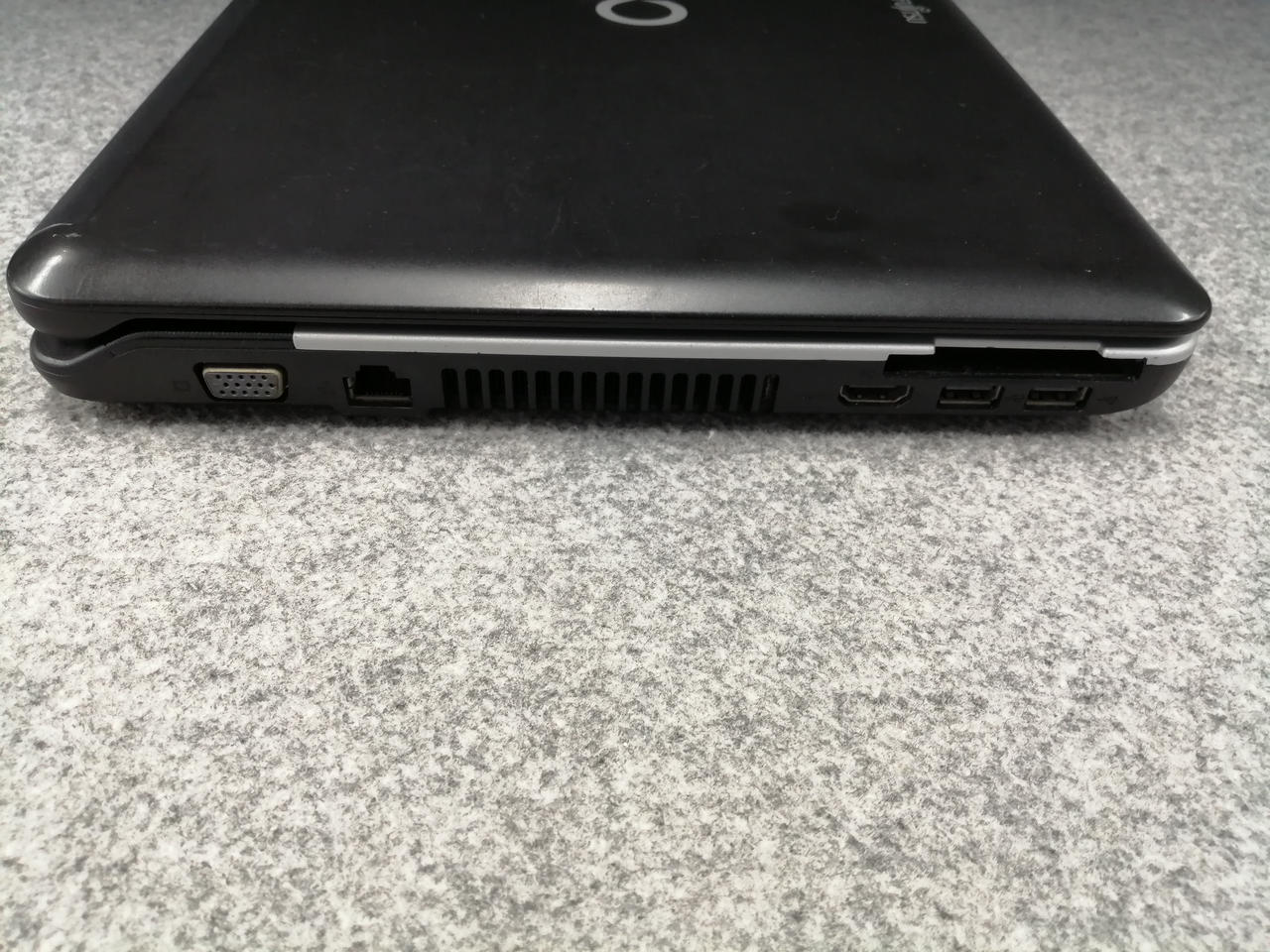 ノートパソコンHP_ProBook_650G1＆BUFFALOルータ等おまけ付き ノートパソコンHP_ProBook_650G1＆BUFFALOルータ等おまけ付き