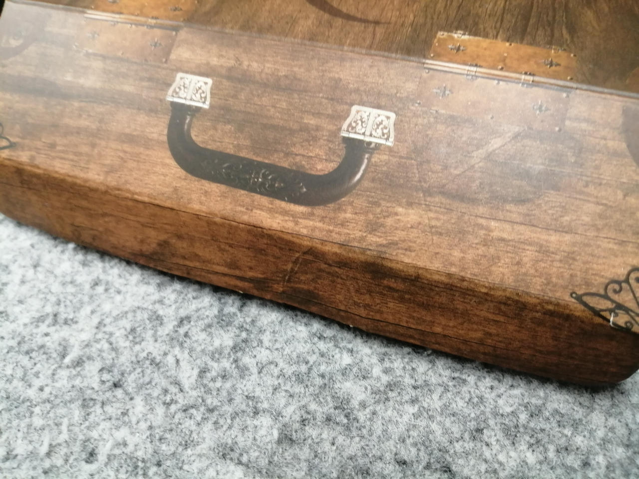 ※箱シワ有ります