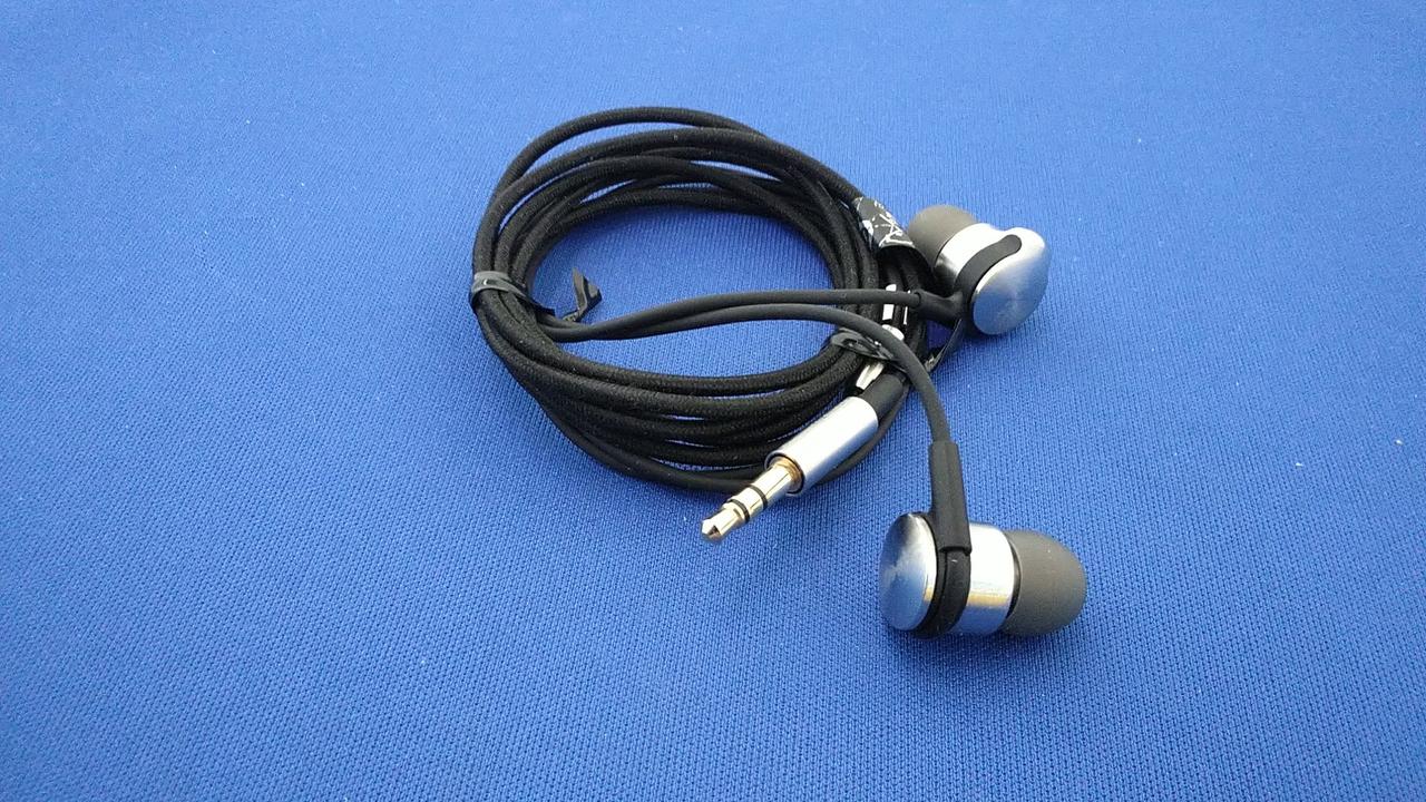 AKG K3003 美品 希少 アーカーゲー オーストリア 名機 有線イヤホン AKG K3003 美品 希少 アーカーゲー オーストリア 名機 有線