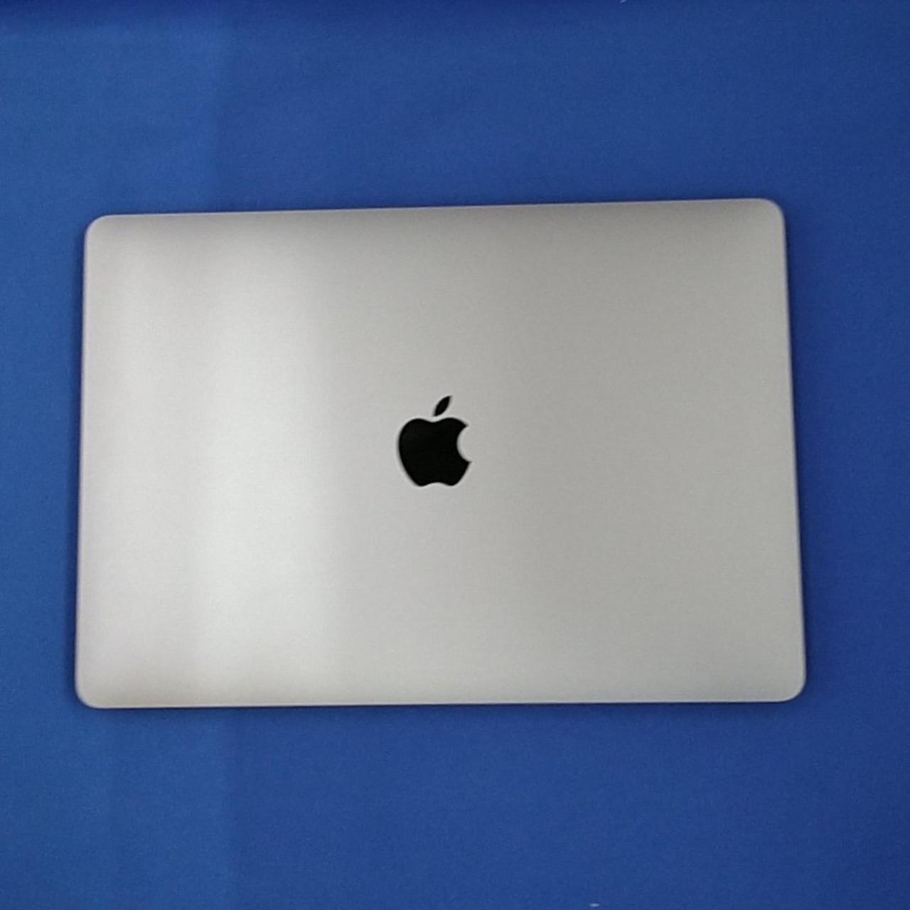 MacBook Pro 13インチ型番A2338