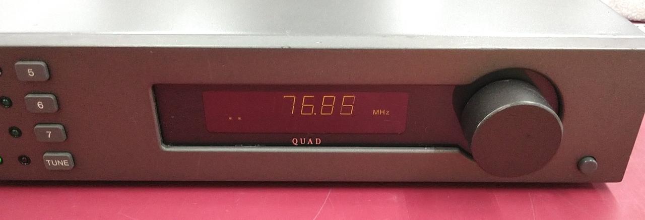 QUAD クオード FM4 ラジオチューナー Quad FM4 | Inner Magazines
