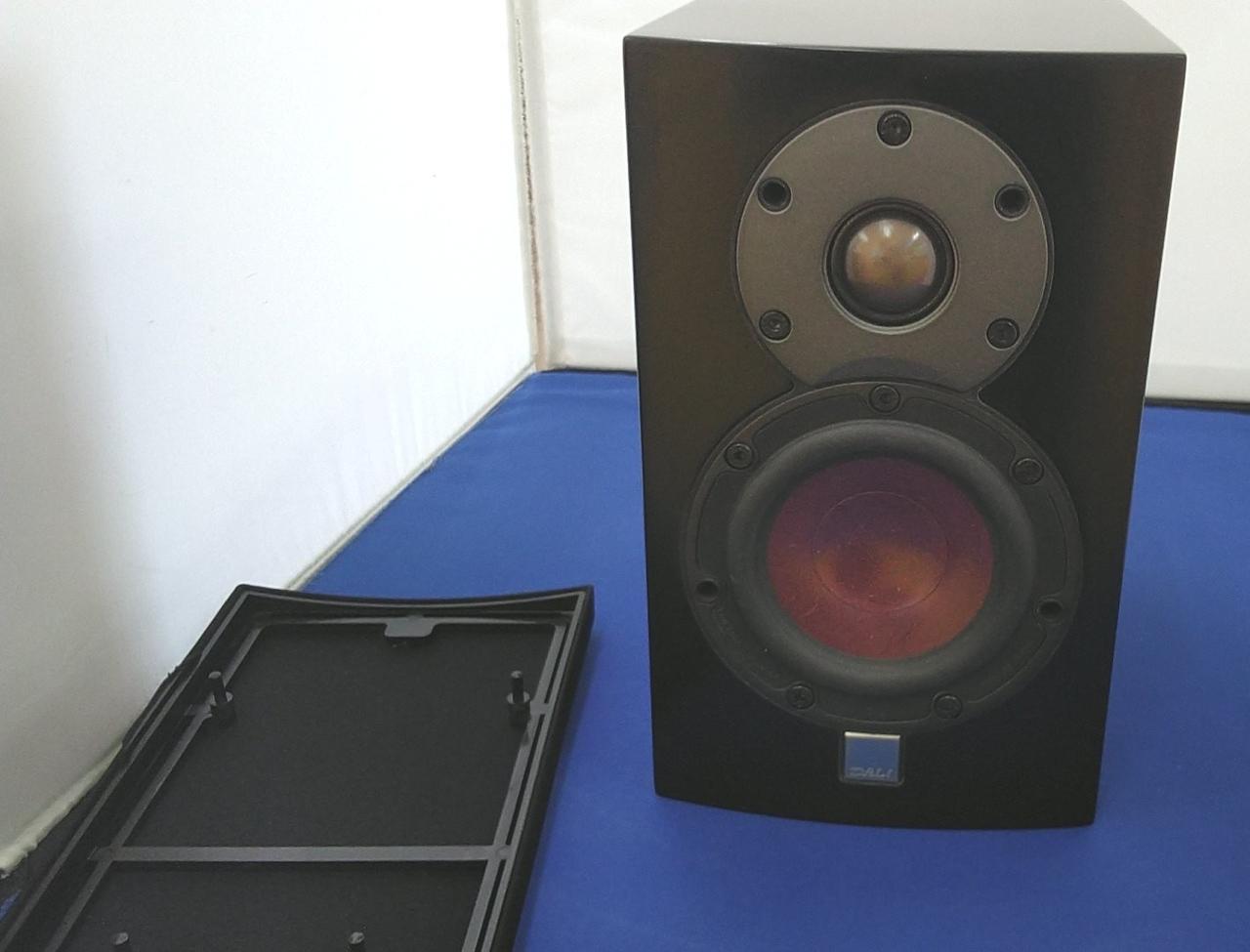 daliスピーカー　二つセット DALI RUBIKORE 2 (ペア) ブックシェルフ型スピーカー | DALI | シマムセン