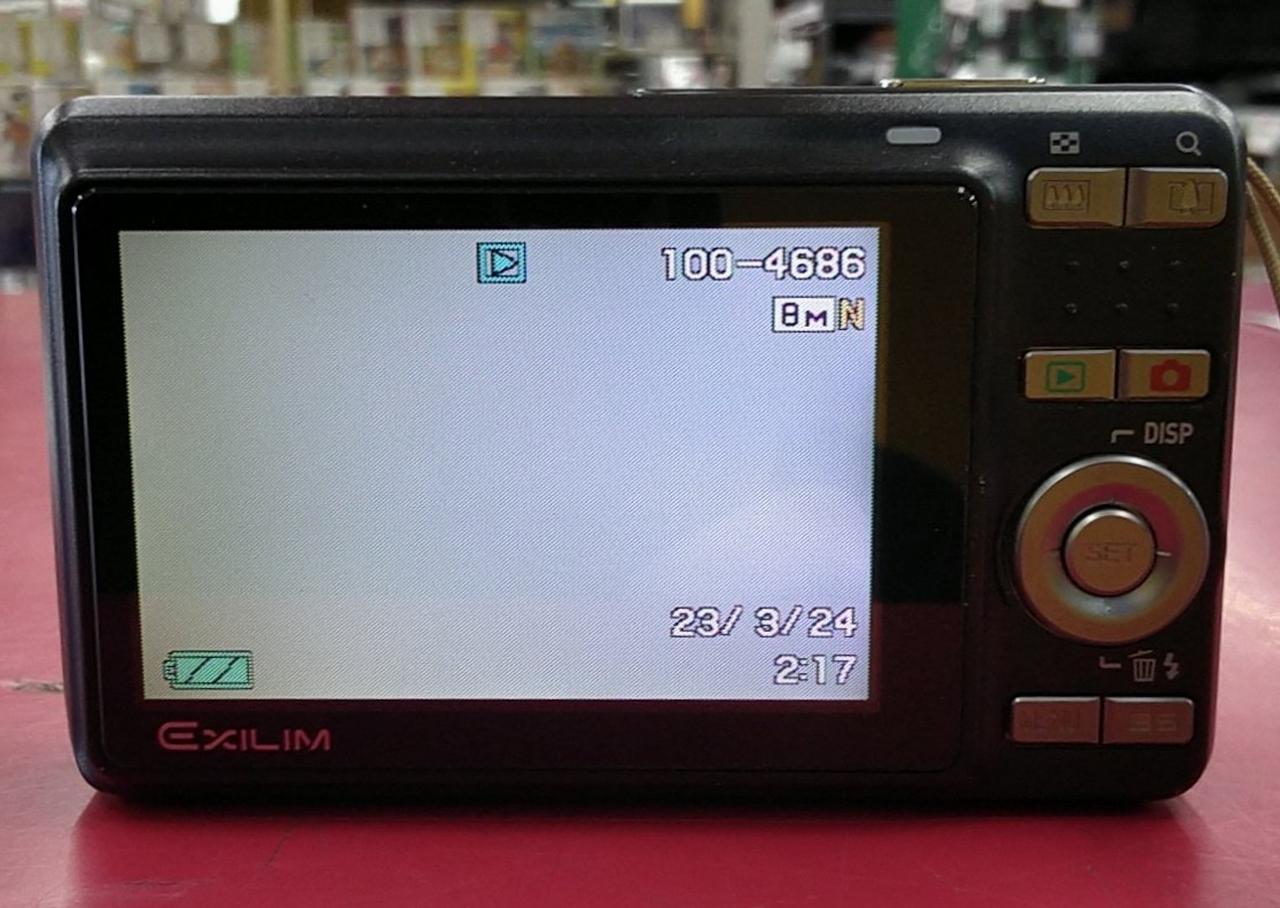 液晶左半分に色焼けがあります