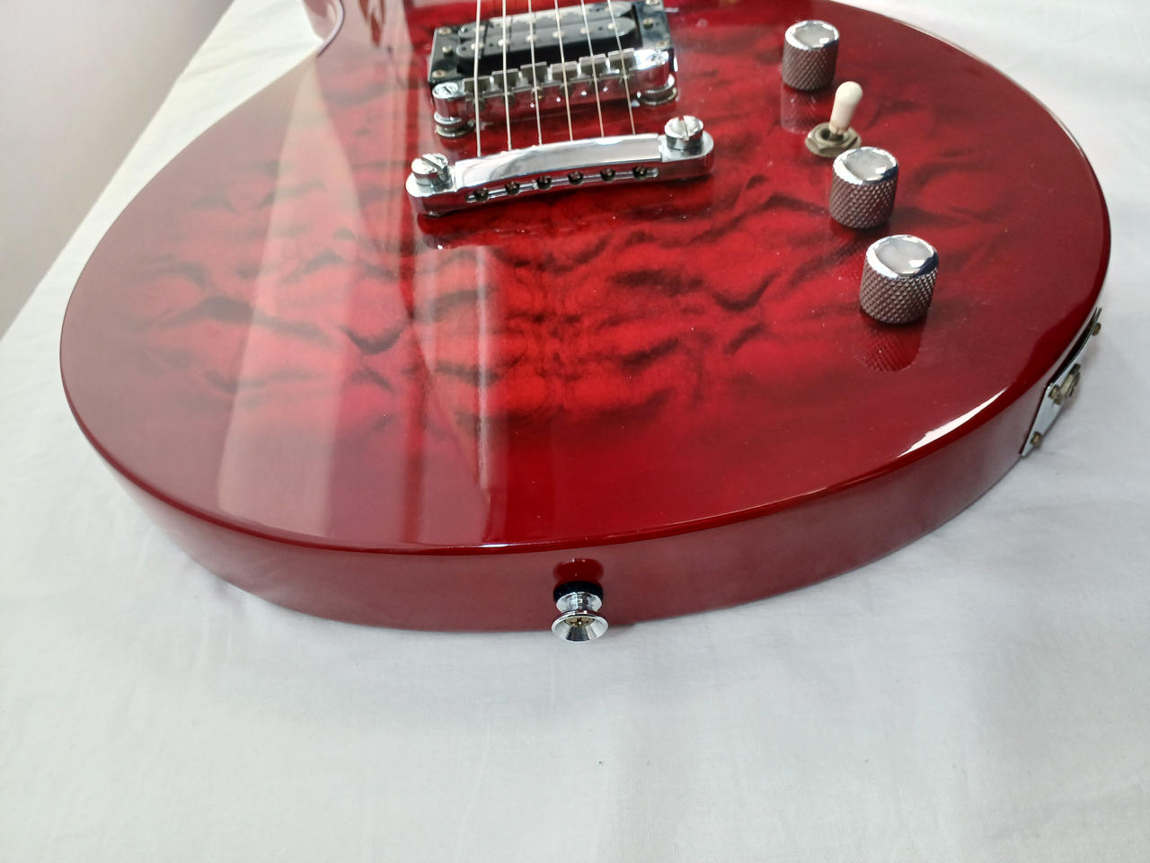 B.C.Rich MARION マリオン レッドバースト