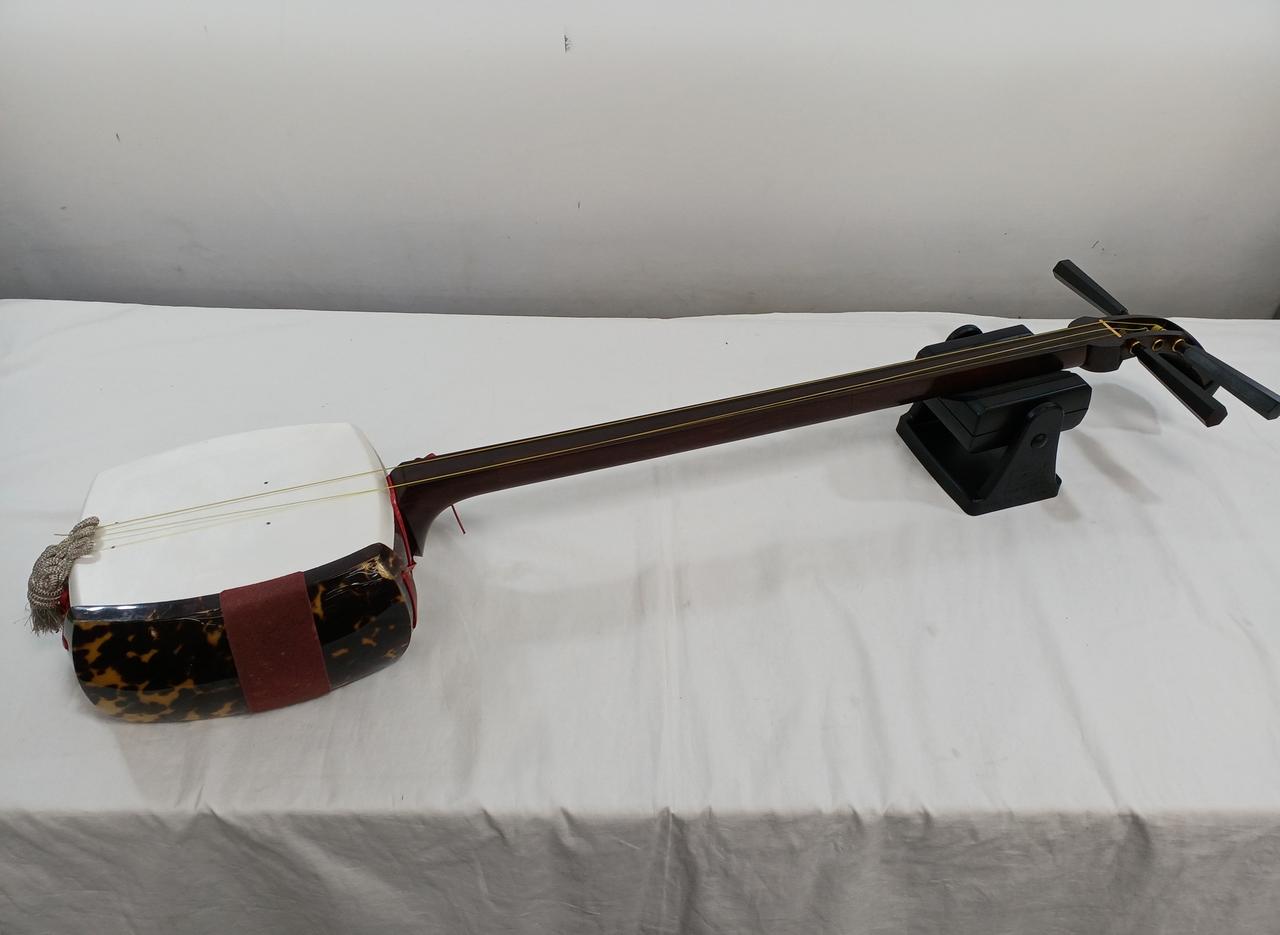 【現状品】 三味線 和楽器 弦楽器 中棹 ｰ|三味線|HARDOFFオフモール（オフモ）|1010120000029099