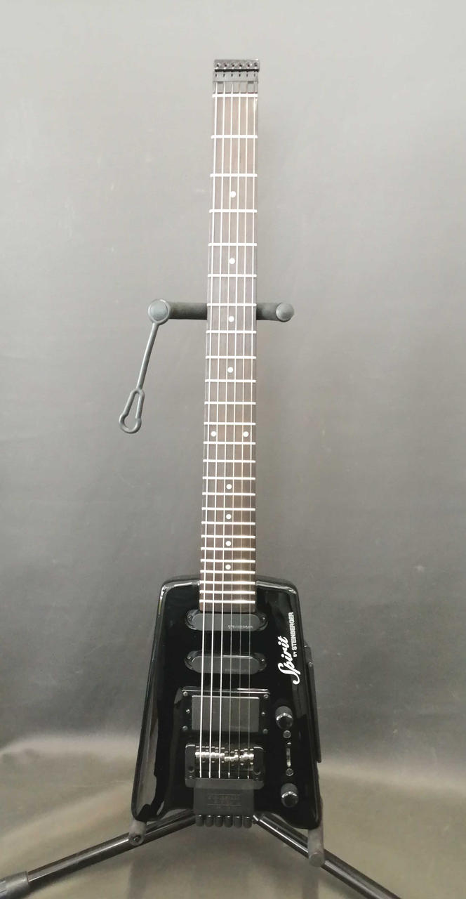 スピリット ヘッドレス エレキギター EMG