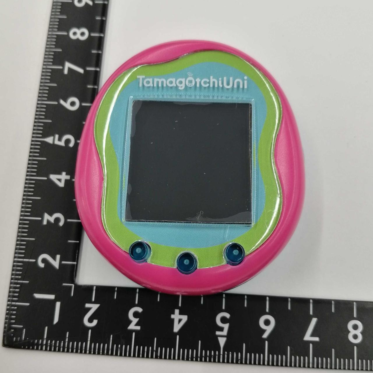 その他 Tamagotchi Uni SWALLOWUNI Does anyone know why they say “SWALLOWUNI” on the back? : r