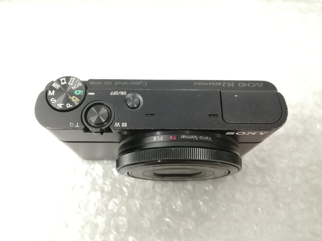 MMMMSONY RX100 V デジタルカメラ【使用回数1回極美品】 MMMMSONY RX100 V デジタルカメラ【使用回数1回極美品】 Amazon