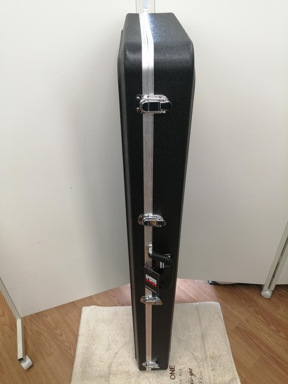 ベース ハードケース 鍵無し オプションでベース付きに ゲーター(GATOR