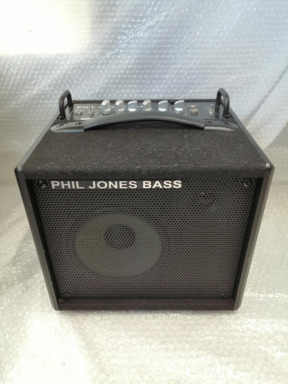 Phil Jones Bass BASS CLUB 100W ベースアンプ Bass Cub2 | PHIL JONES BASS