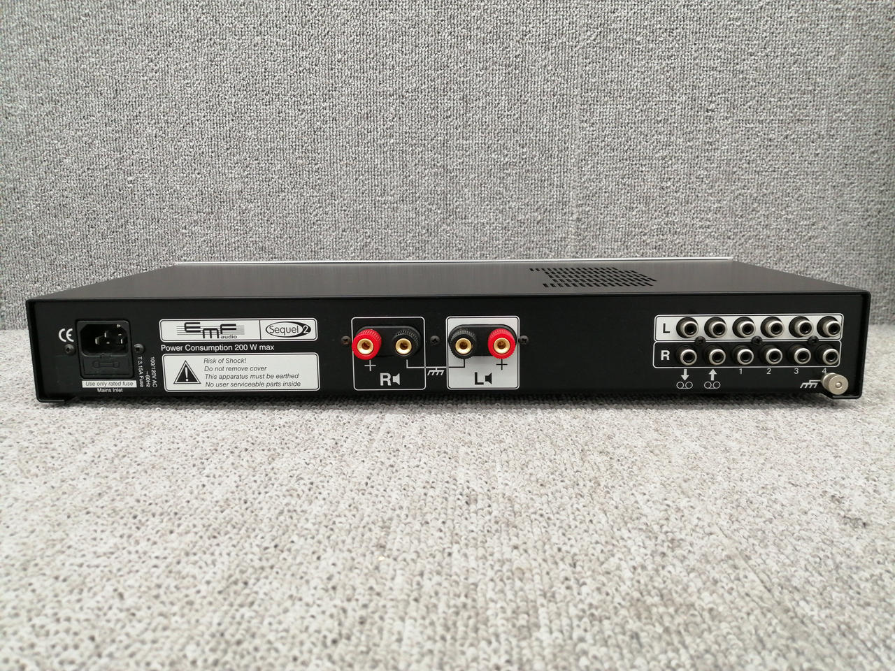 イーエムエフオーディオ(EMF AUDIO)|プリメインアンプ