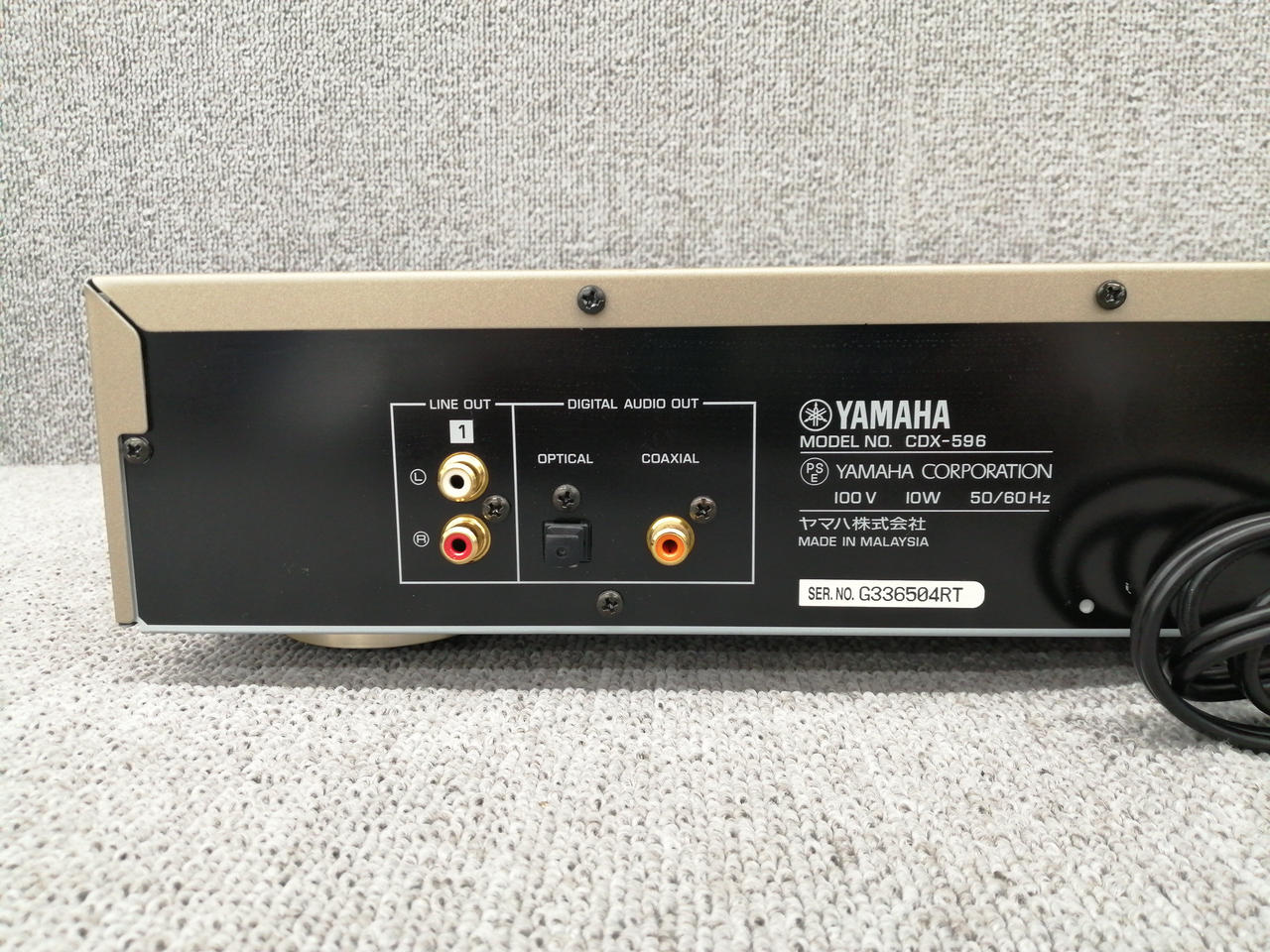 YAMAHA　ＣＤＸ－５９６　【動作良好　極美品　リモコン】 YAMAHA CDX－596 【動作良好 極美品 リモコン】