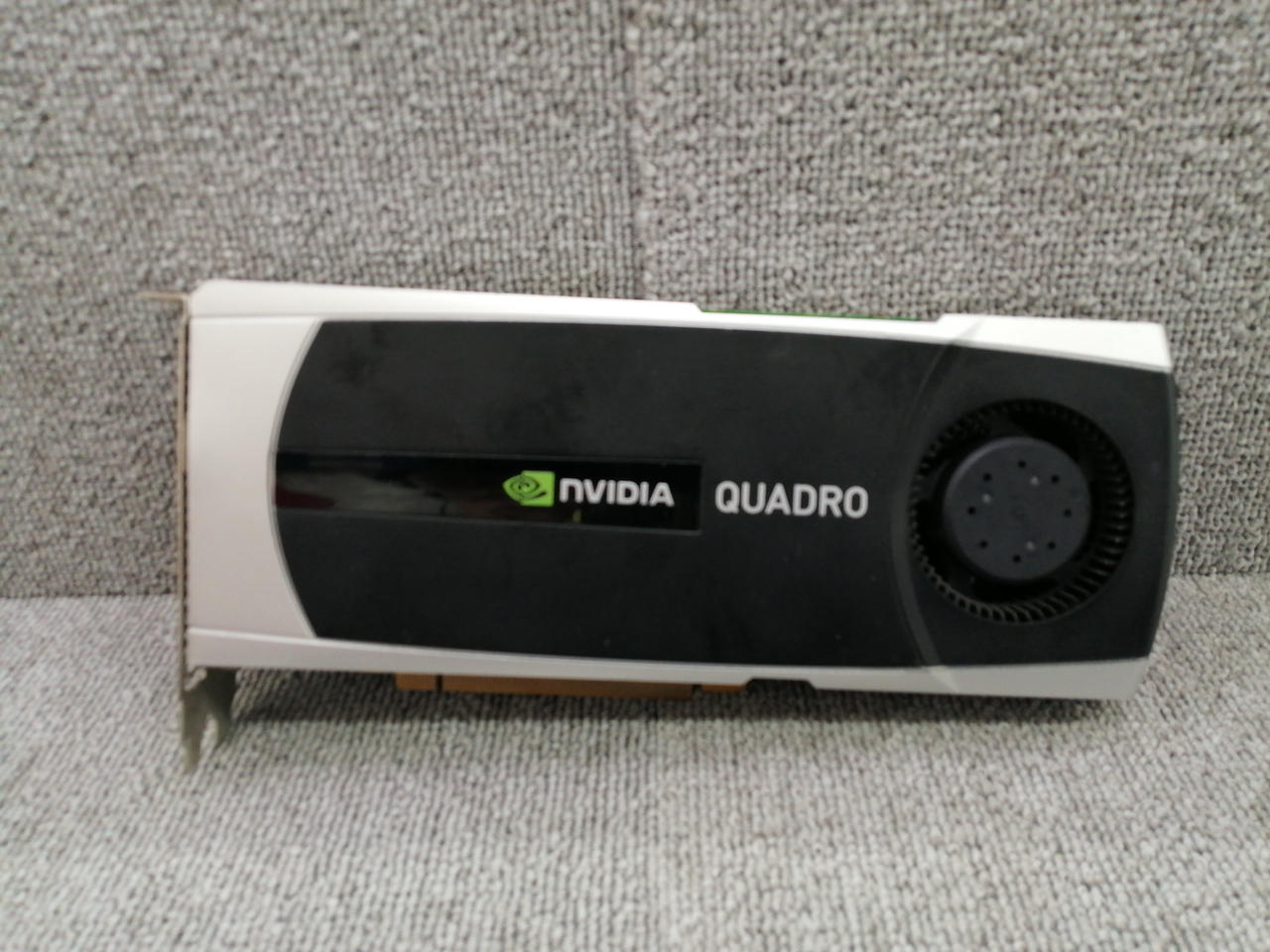 Quadro M6000 [完全JUNK] Amazon | NVIDIA Quadro M6000 | ピーエヌワイ(PNY