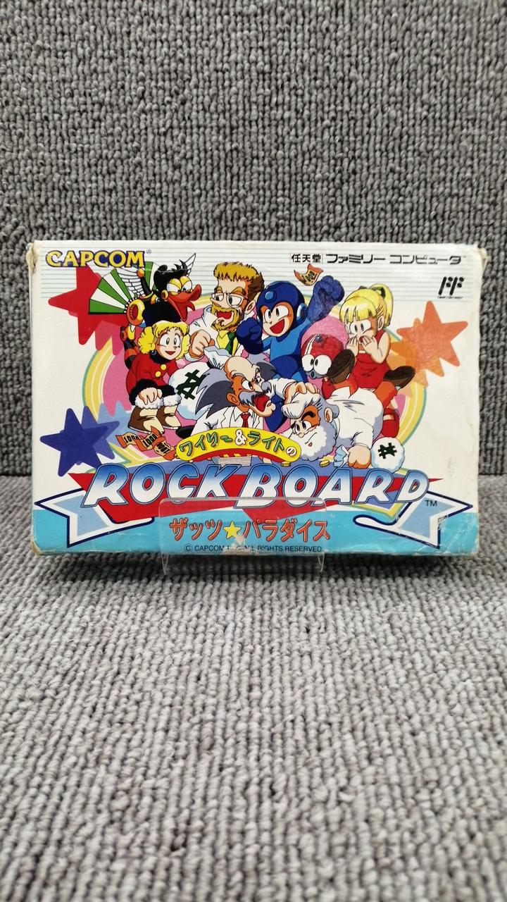 CAPCOM - 箱　ソフト有り　ワイリー&amp;ライトのロックボード　ファミコン Amazon | ワイリー&ライトのロックボード | ゲームソフト