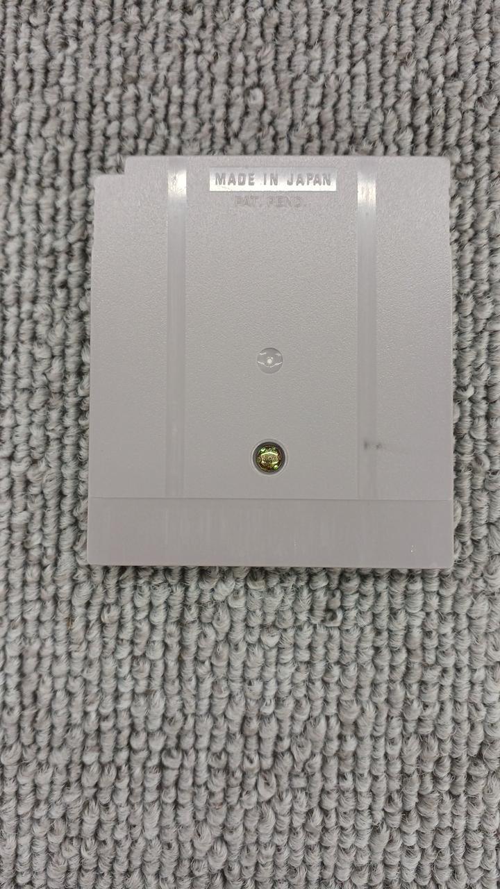 ソフト裏面に汚れがございます。