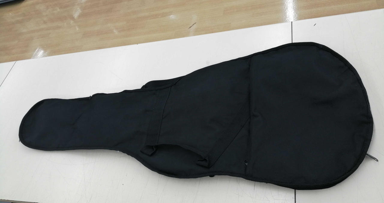 ソフトケースは汎用品です