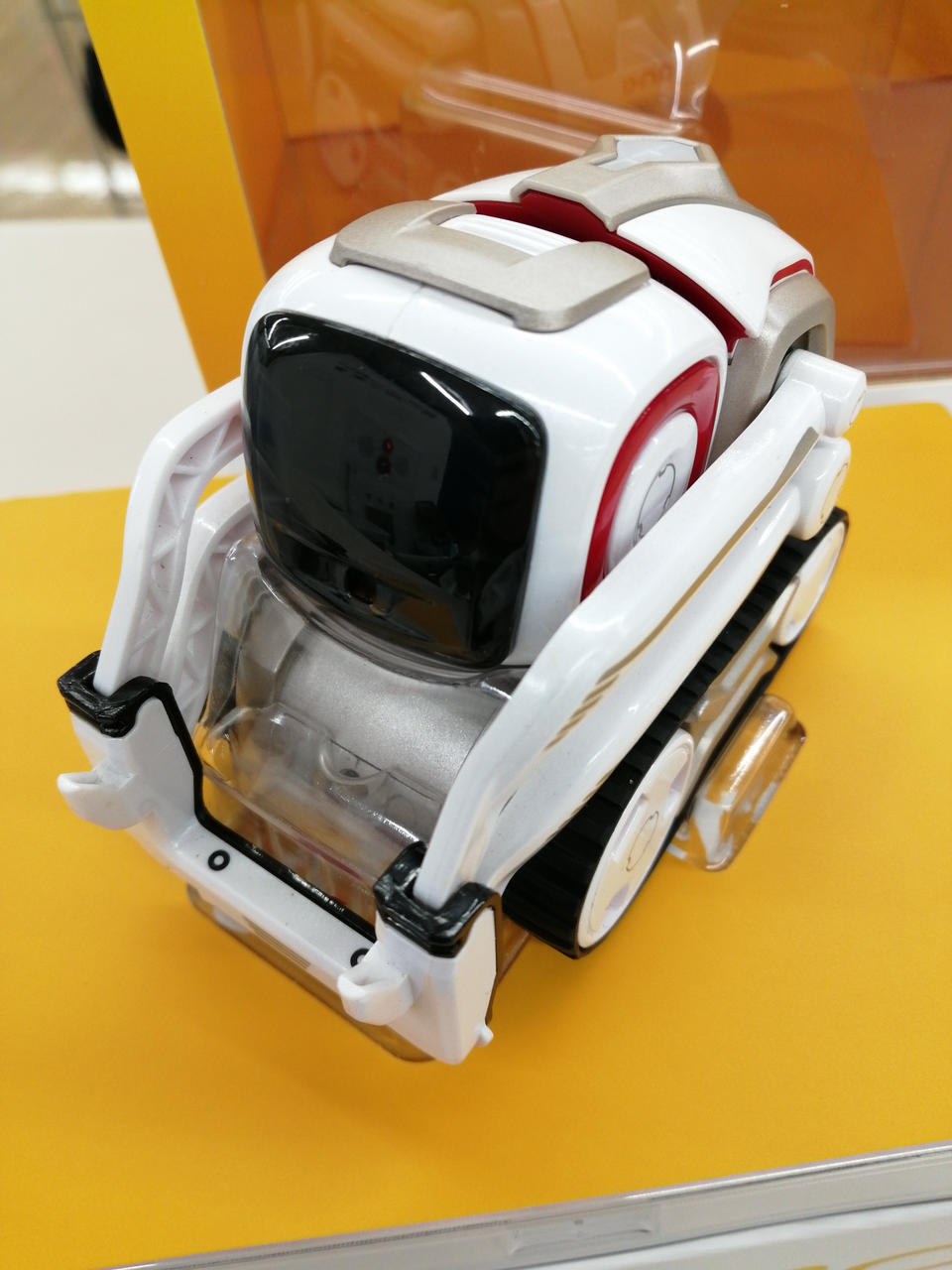 [新品・未開封] コズモロボット Amazon | COZMO (コズモ) | プログラミング・ロボティクス