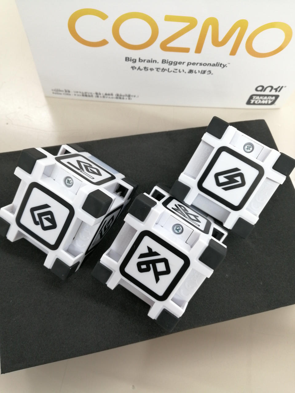 Takara Tomy - 【新品・未開封】AIロボット　cozmo コズモ Amazon | COZMO (コズモ) | プログラミング・ロボティクス