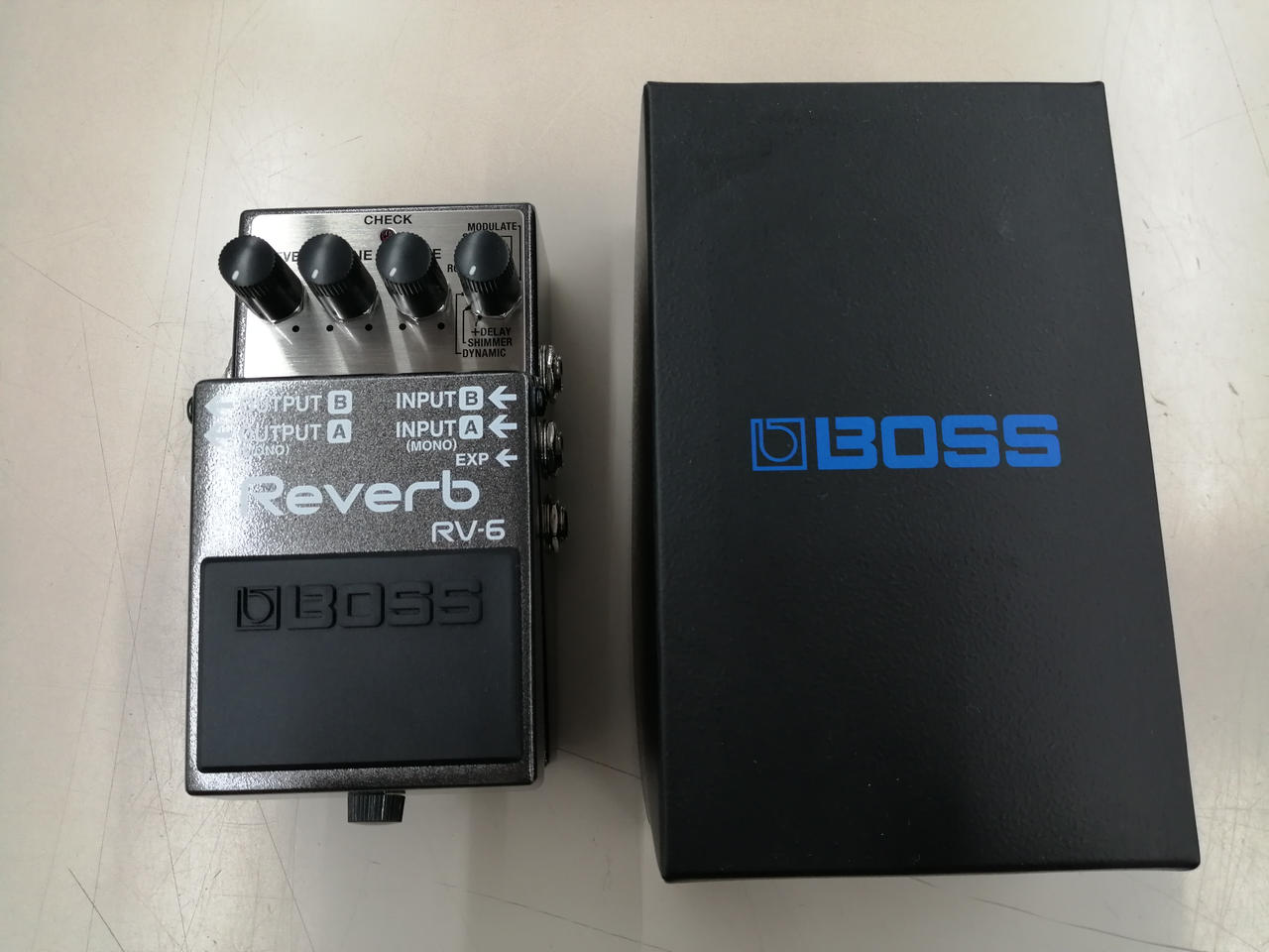 BOSS RV-6 リバーブエフェクター 本体と箱付き BOSS RV-6 リバーブ エフェクター ボス 【 仙台ロフト店