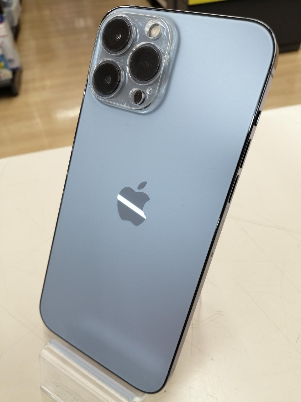 カメラカバー貼り付け