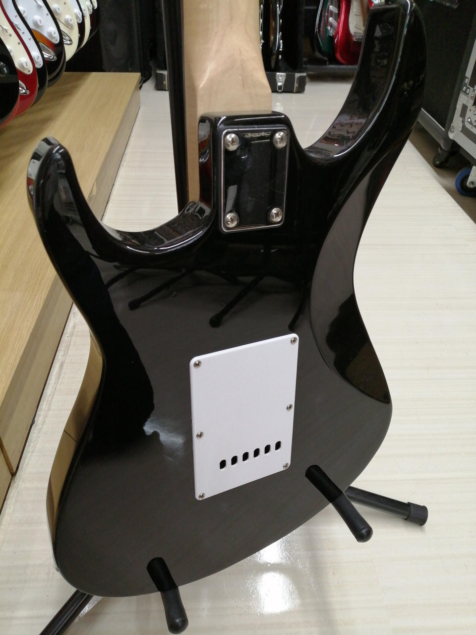 【レア】Washburn RX20F エレキギター SSH レア】Washburn RX20F エレキギター SSH