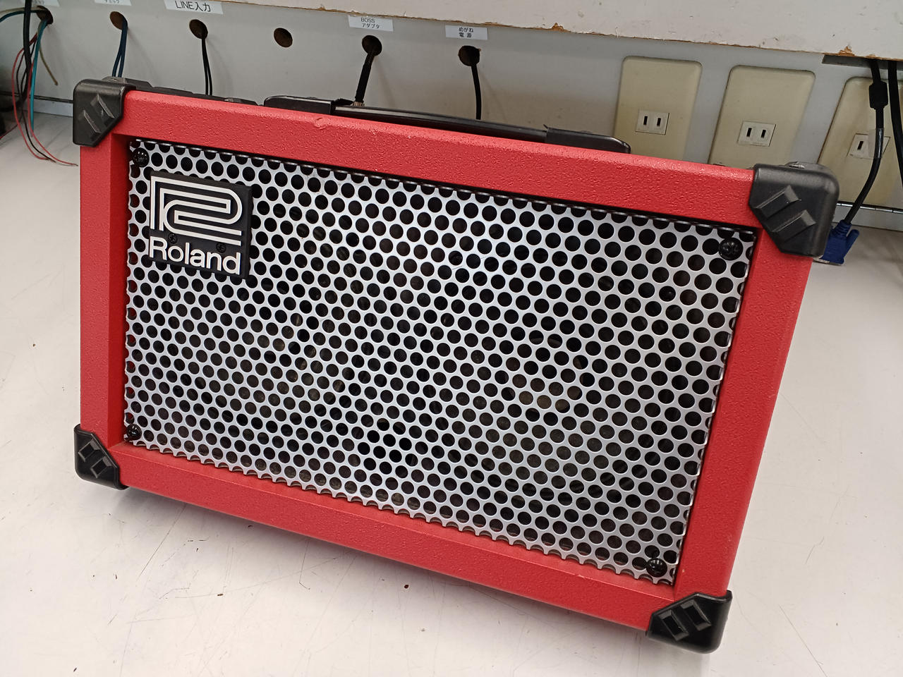 ROLAND CUBE STREET (RED) ギター用アンプ Roland CUBE Street Red Battery-Powered Stereo Amplifier