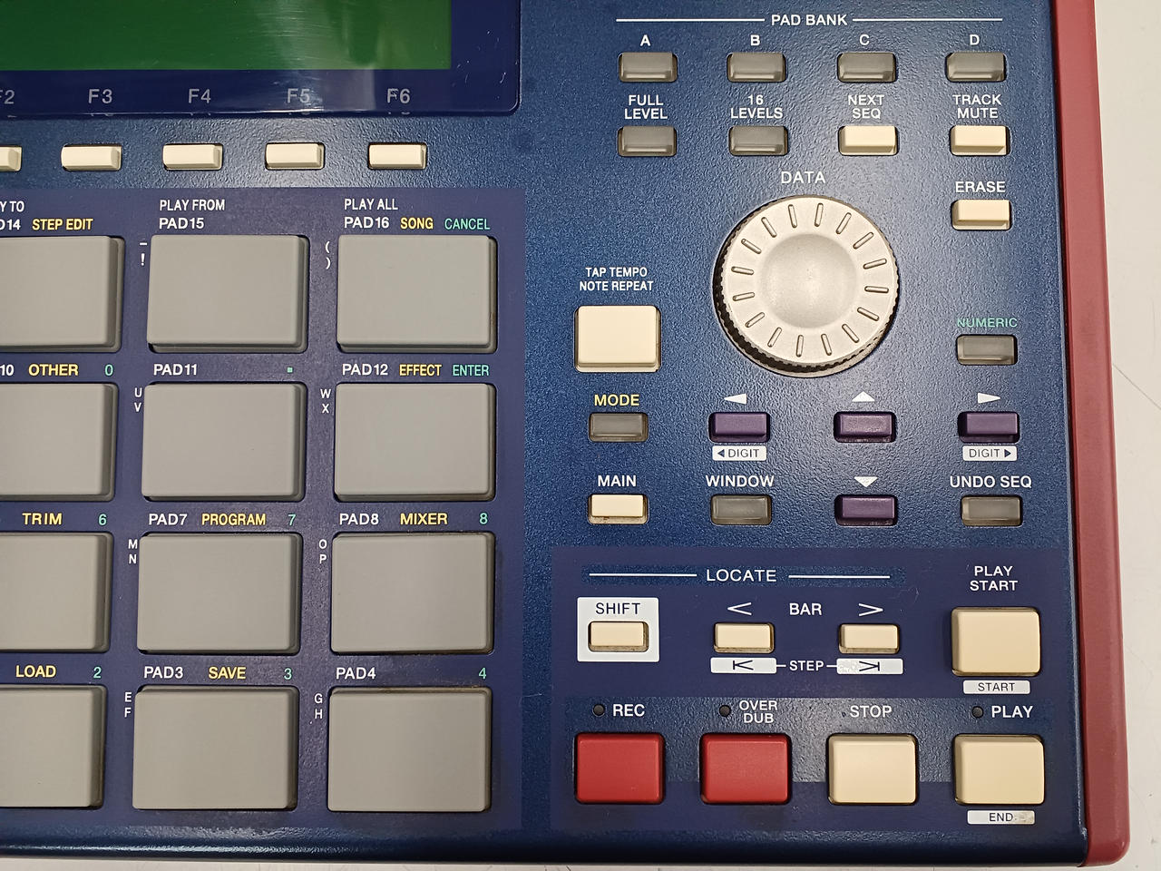 AKAI CD-ROMサンプラー音源ライブラリ 4点セット 楽天市場】翌日配達 AKAI MPC LIVE II 【MPC初心者向け教則