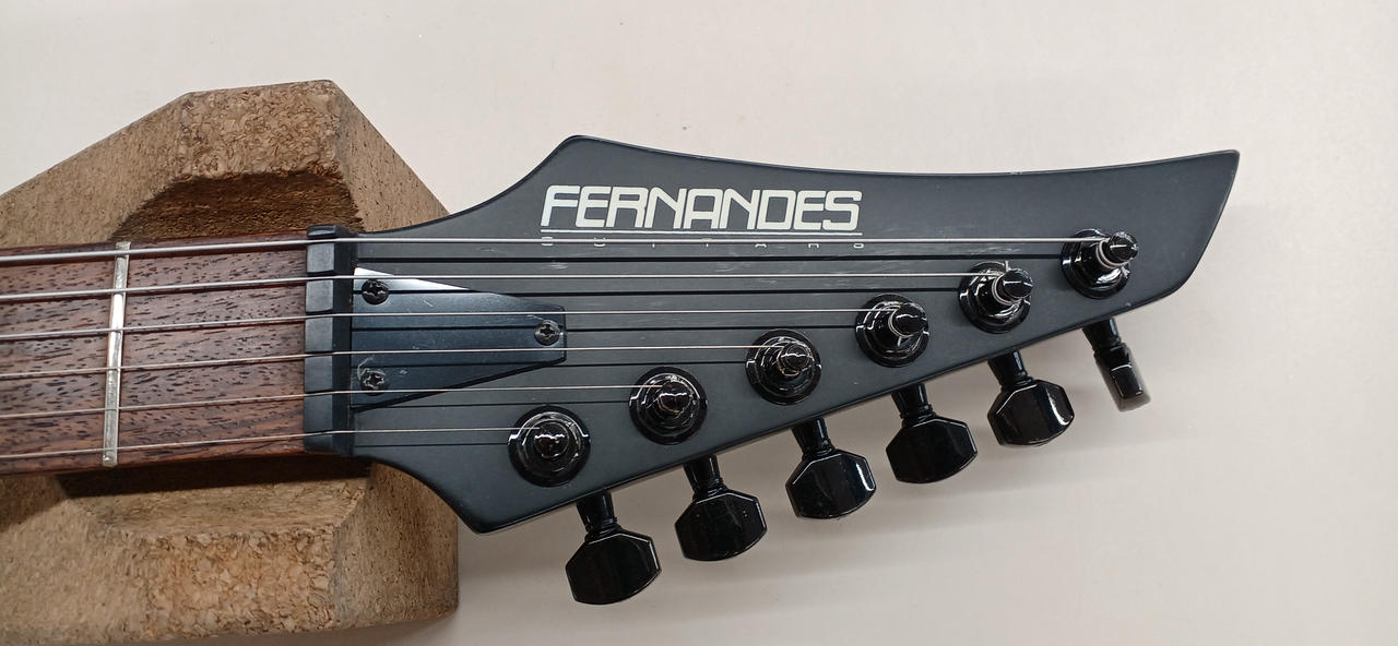 BLACKPINK カスタム　プレミアオーダー　ギター　FERNANDES BLACKPINK カスタム プレミアオーダー ギター FERNANDES - メルカリ