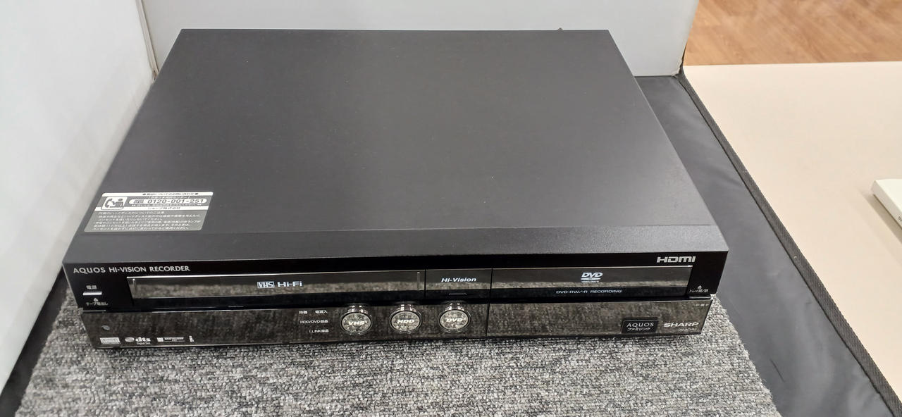 SHARP DV-ACV32 HDD/ DVD/VHSレコーダー 地デジ SHARP DV-ACV32 HDD