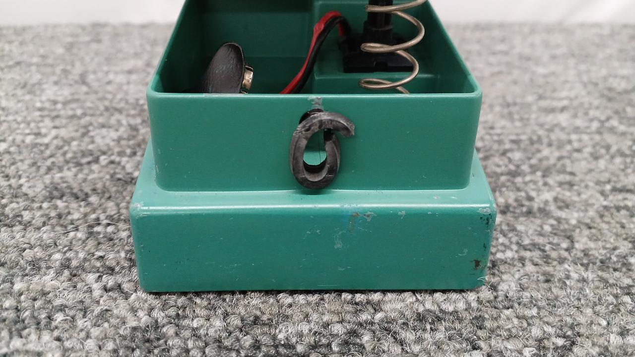 ガイドブッシュ割れ有