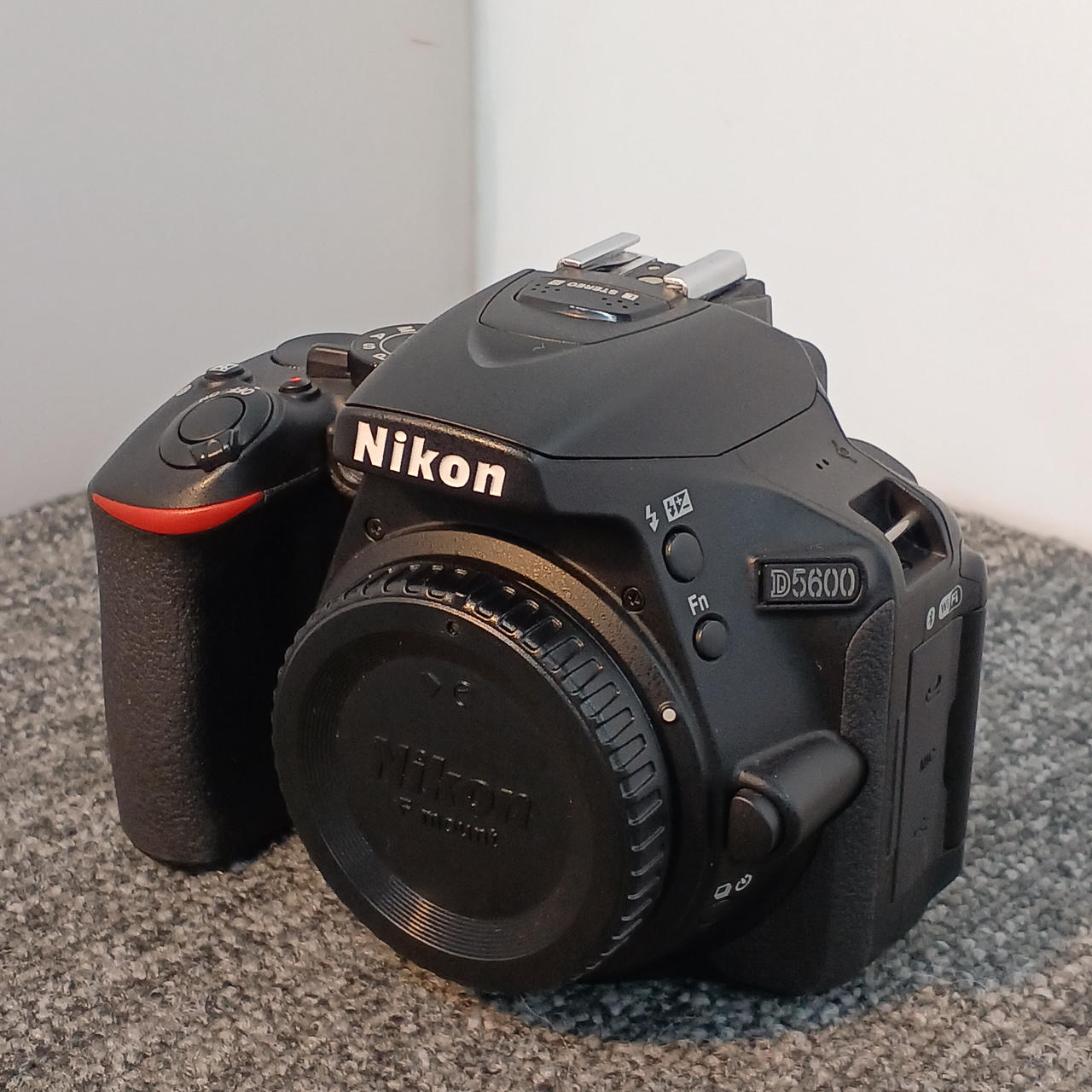 NIKON|一眼レフデジカメ|【ハードオフ公式通販】オフモール 