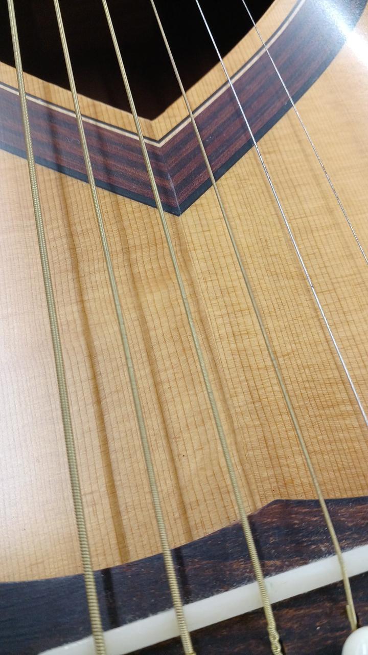 割れ修正箇所(ハートの最下部)